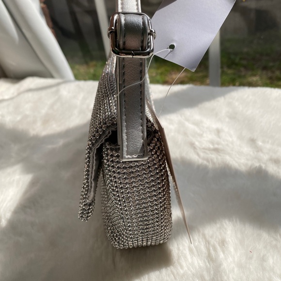 NWT Rhinestone Mesh Shoulder Bag | Silver Metallic Buckle Strap Purse - Picture 10 of 16